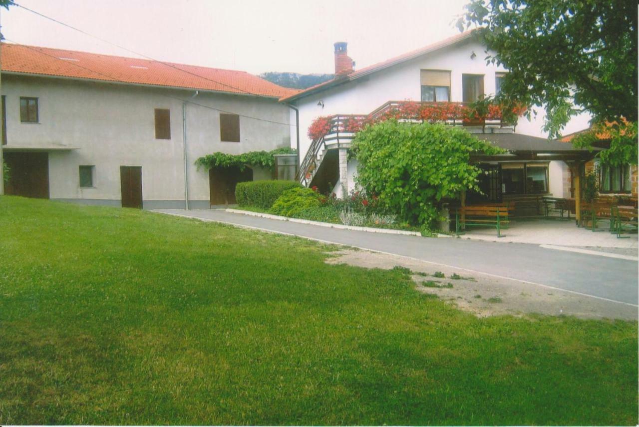 Janezinovi House Guest House Ratecevo Brdo Eksteriør bilde